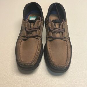 Mens size 8 Sperry shoes